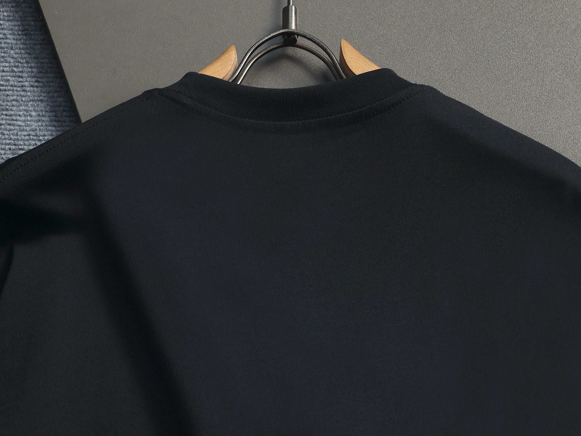 Fendi 2026 Men's Short Sleeve T-Shirt 829800