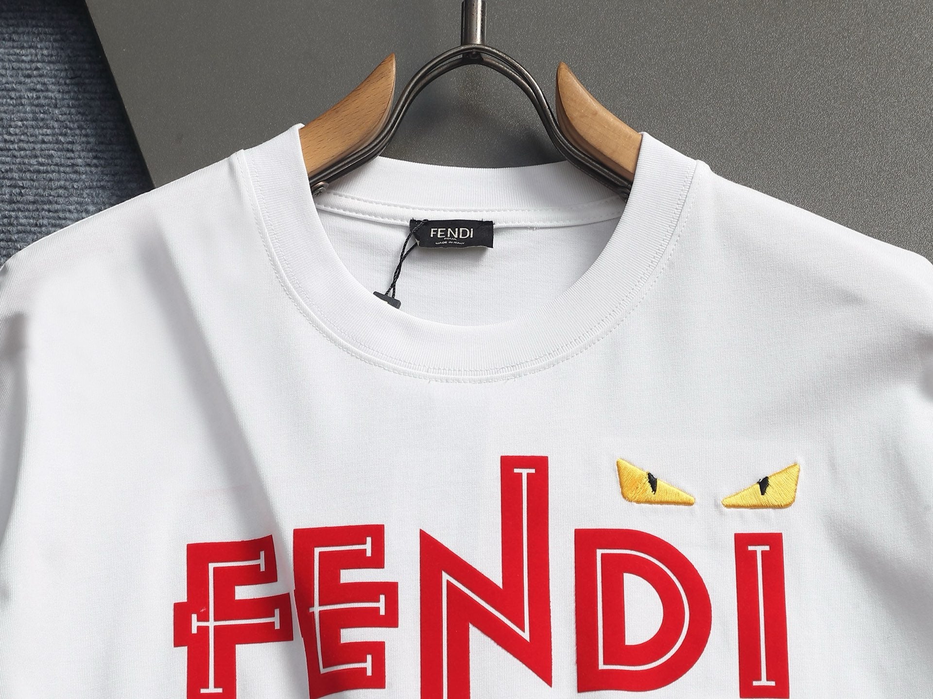 Fendi 2026 Men's Short Sleeve T-Shirt 829800