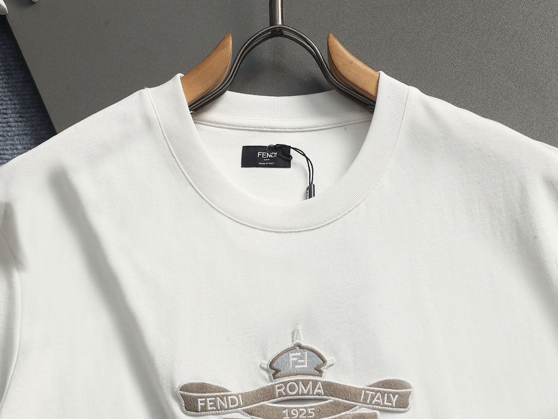 Fendi 2026 Logo Embroidered T-Shirt Cotton 829804