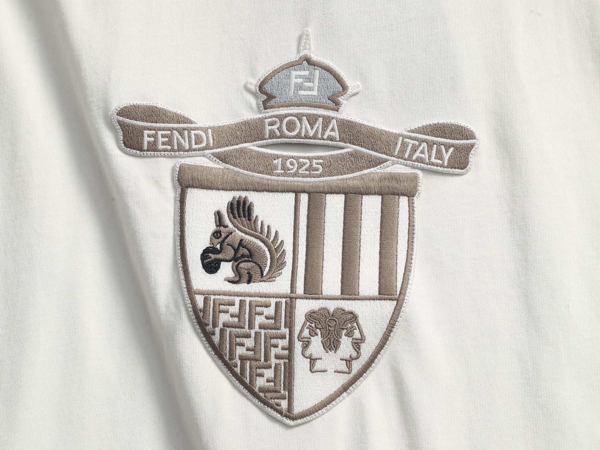 Fendi 2026 Logo Embroidered T-Shirt Cotton 829804