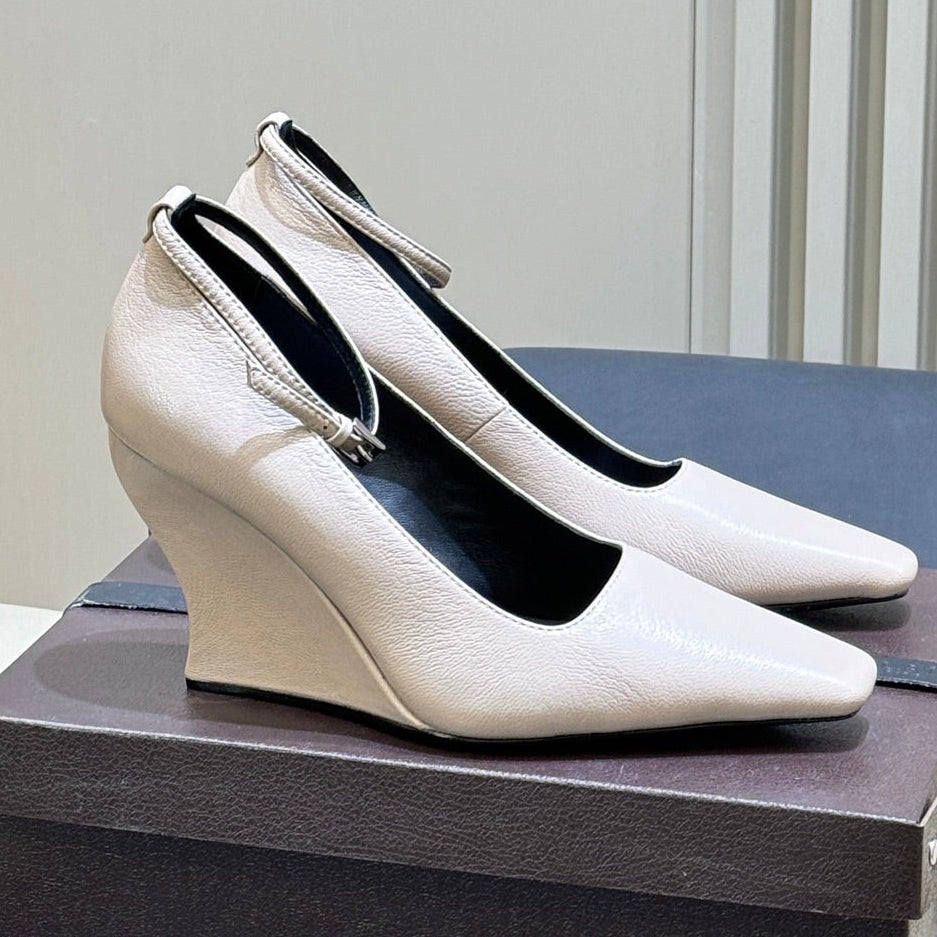 Alaia 2026 Wedge Pumps Goatskin 789591