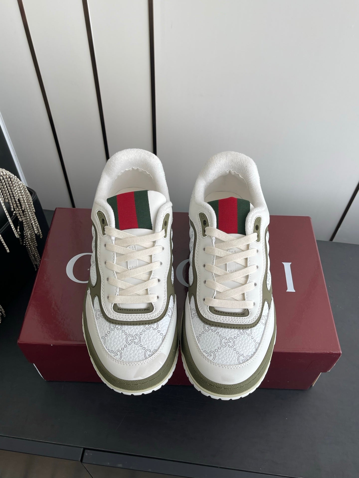 GG 26 Couple Sneakers White Olive Green Cowhide 631677