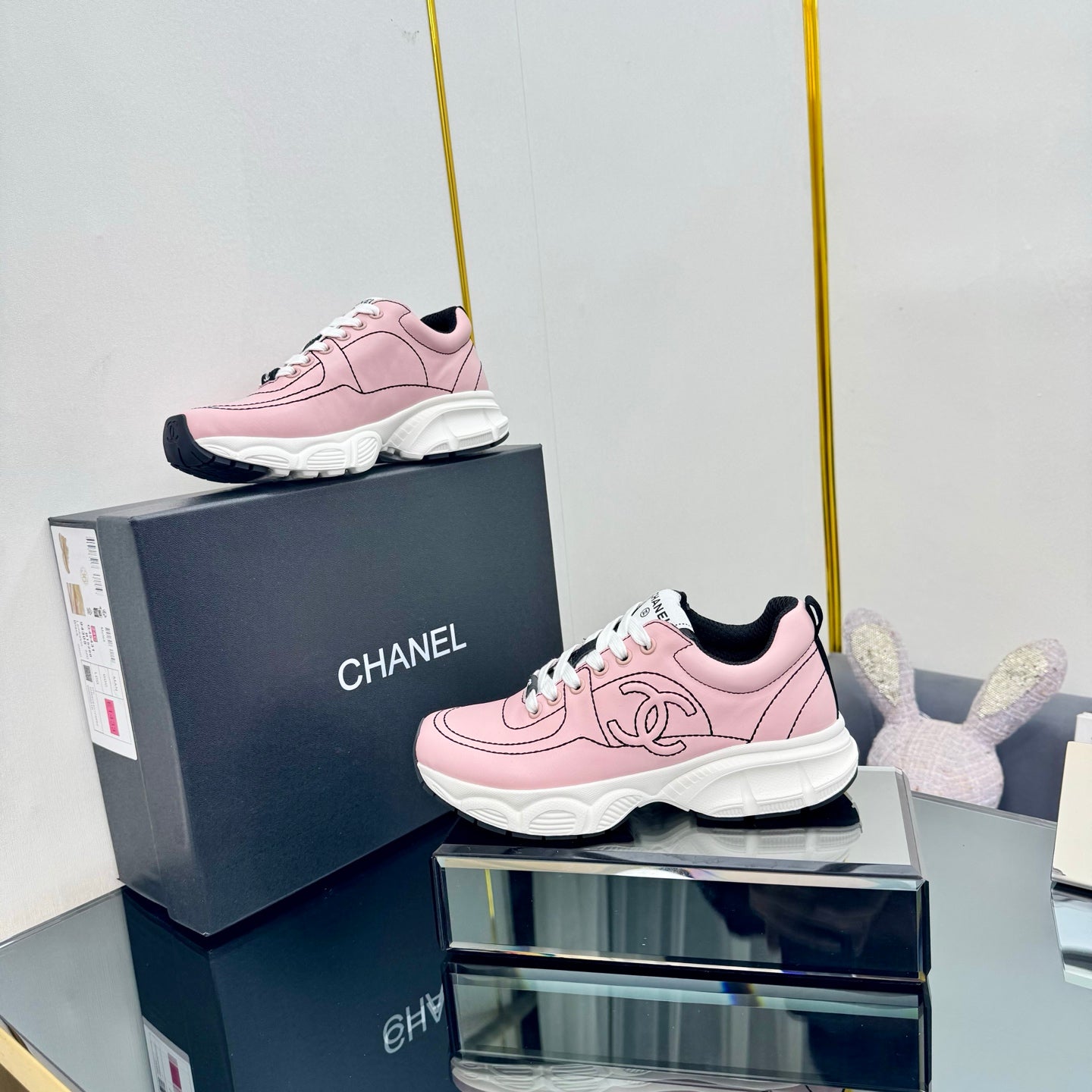 CC Sneaker Pink with Logo Cowhide 238620