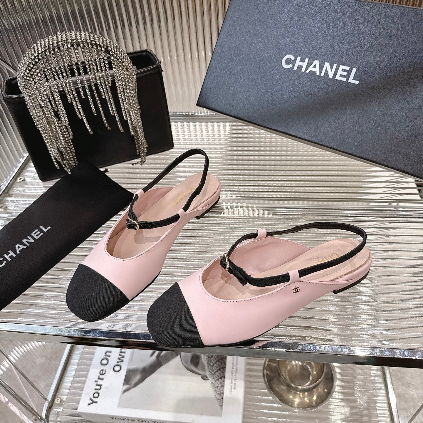 CC 2026 Retro Sandals Light Pink Black Sheepskin 668078