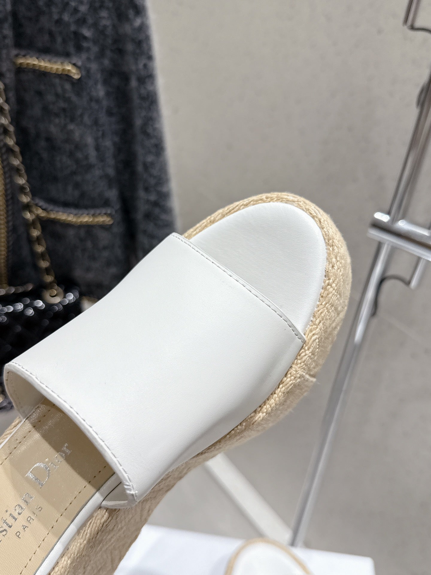 CD 26s Platform Sandal 65 White Beige Leather 636356