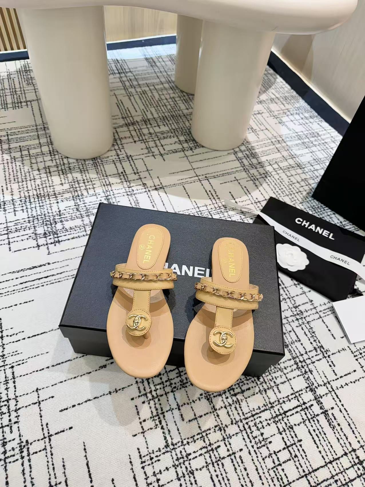 Chanel 2026 Thong Sandals Calfskin Chain 790087