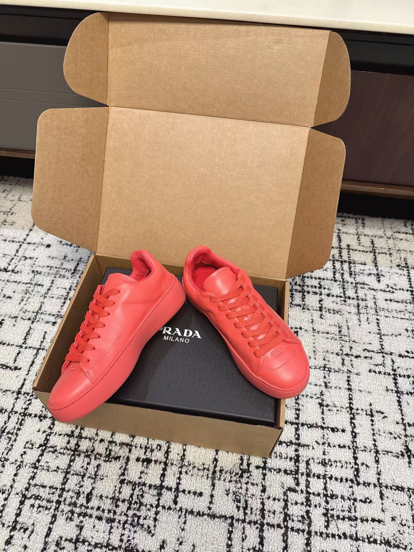 Prada 2026 Sneaker Calfskin 856093