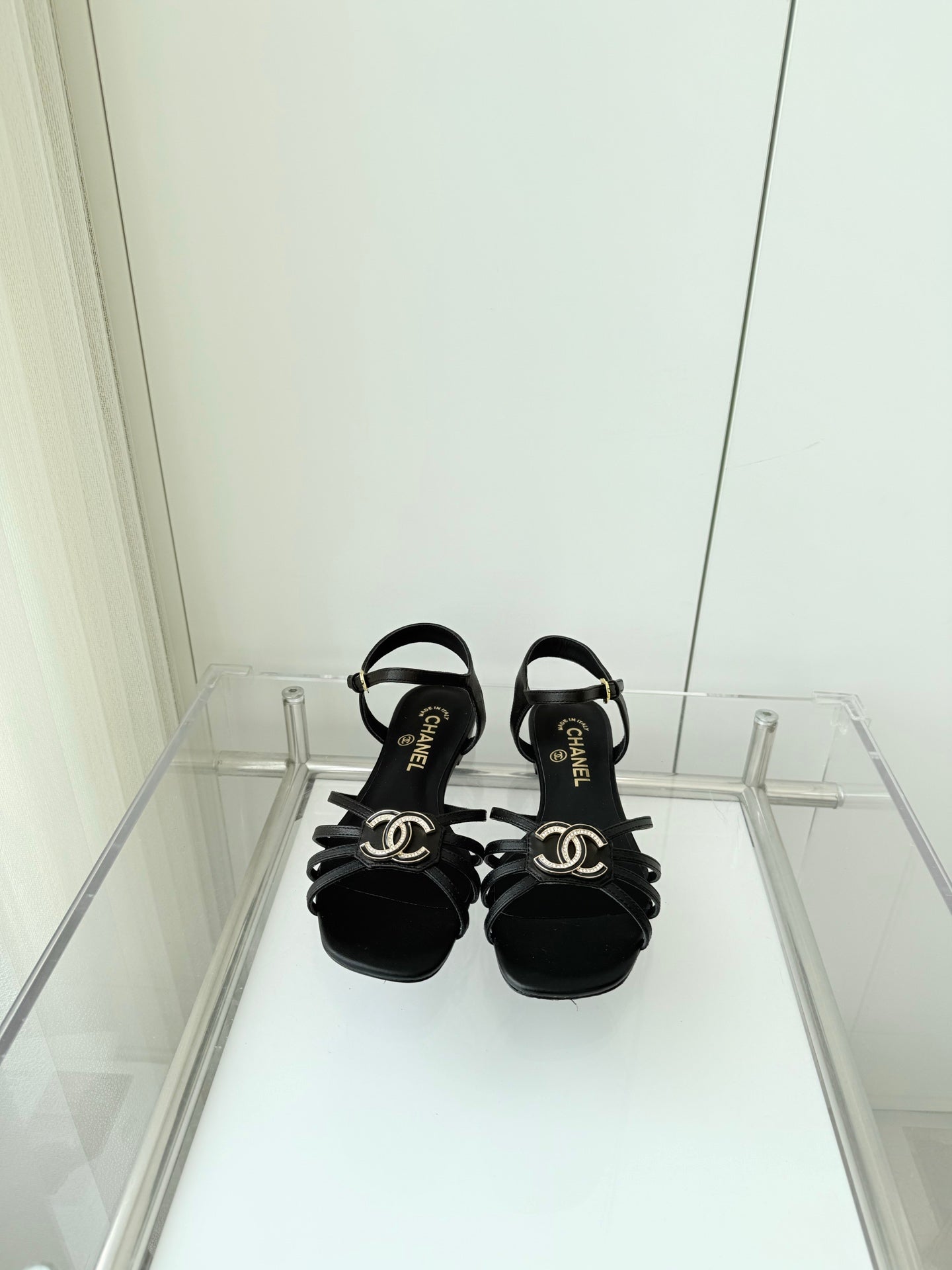 Chanel 2026 Slingback Flat Sandals Leather Sheepskin 823412