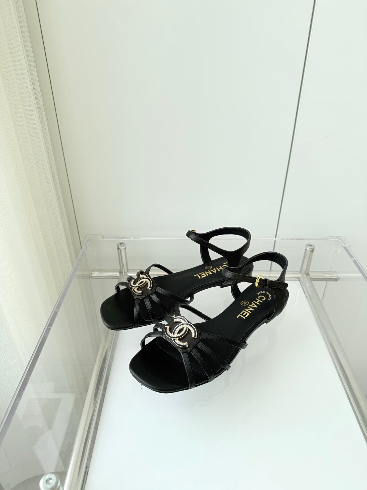 Chanel 2026 Slingback Flat Sandals Leather Sheepskin 823412
