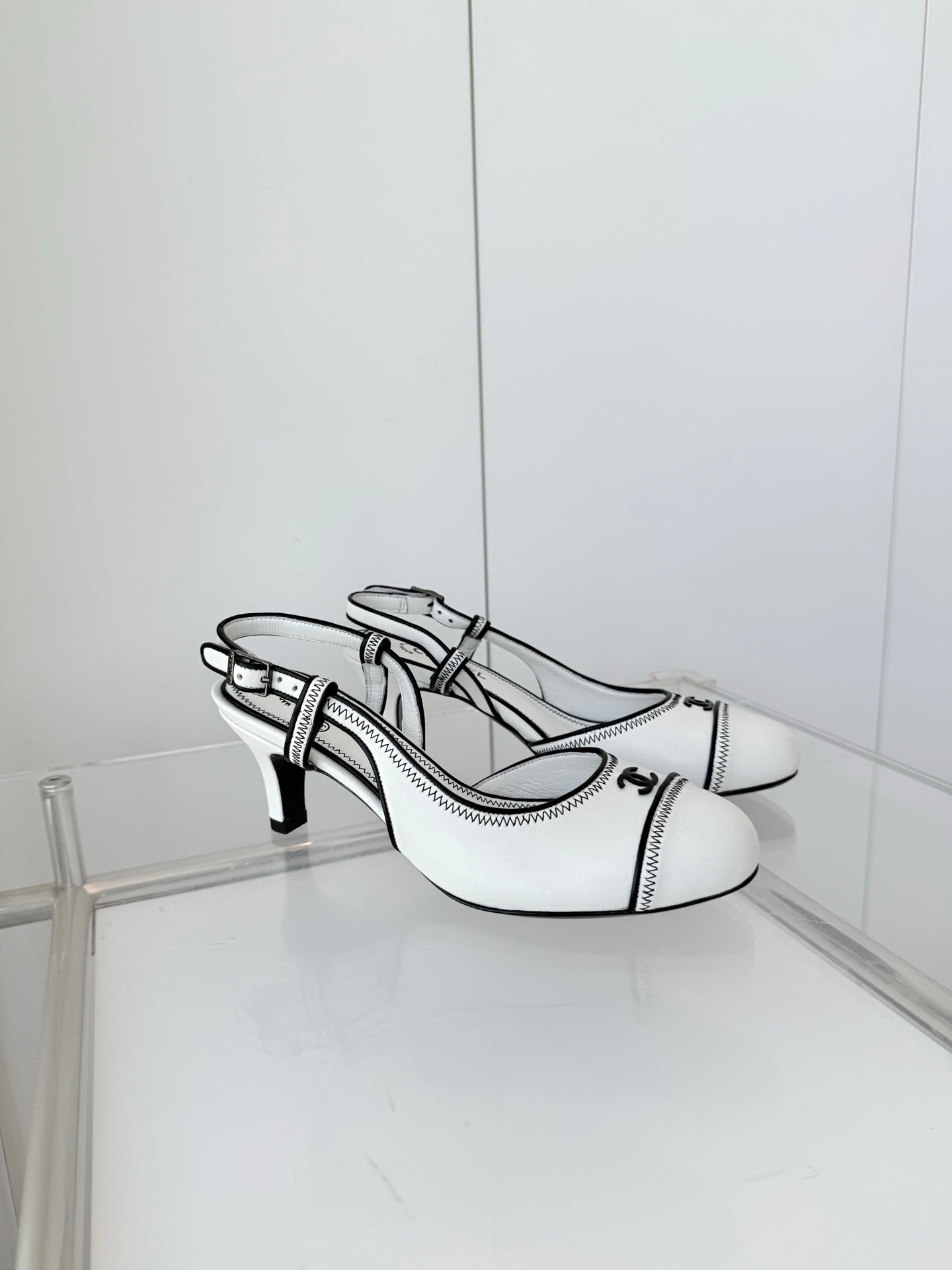 Chanel 2026 Slingback Kitten Heels Sandals Sheepskin 823451