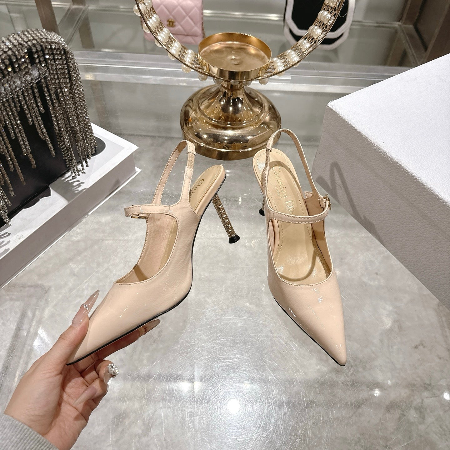 CD 26 Mary Jane High Heels 80 Beige Patent Leather 679857