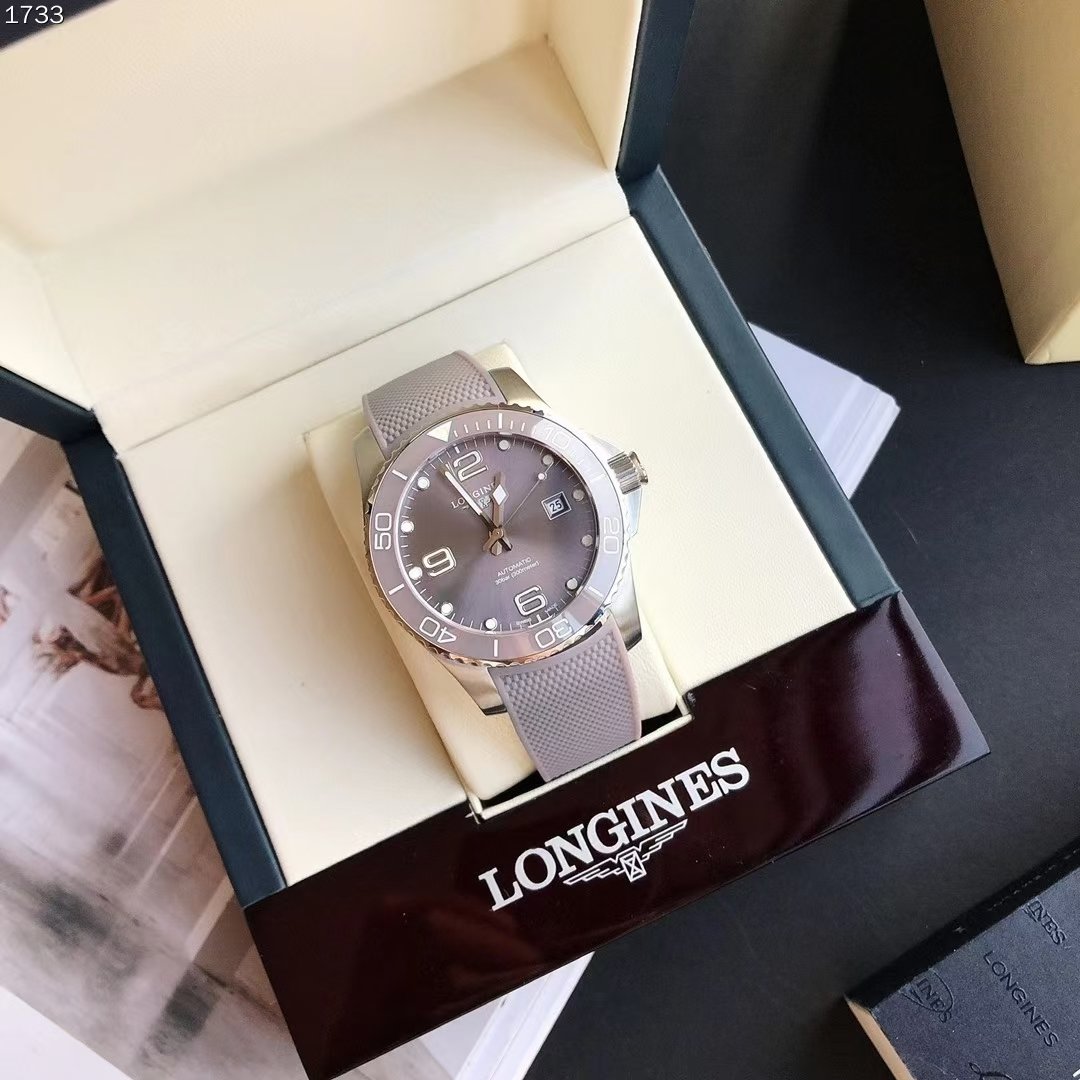 HYDROCONQUEST AUTOMATIC GREY BEZEL RUBBER STRAP